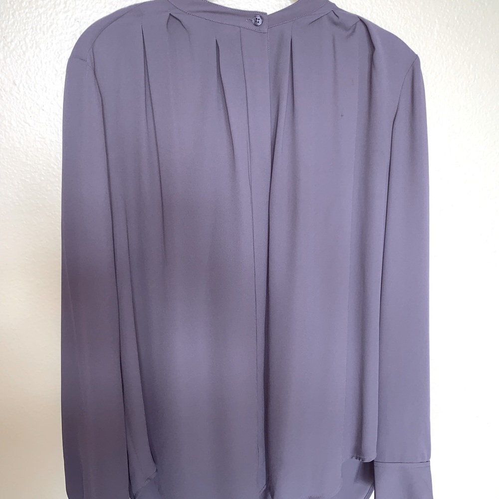 Ann Taylor Woman’s long sleeve, grey, button-up blouse. Only worn once!